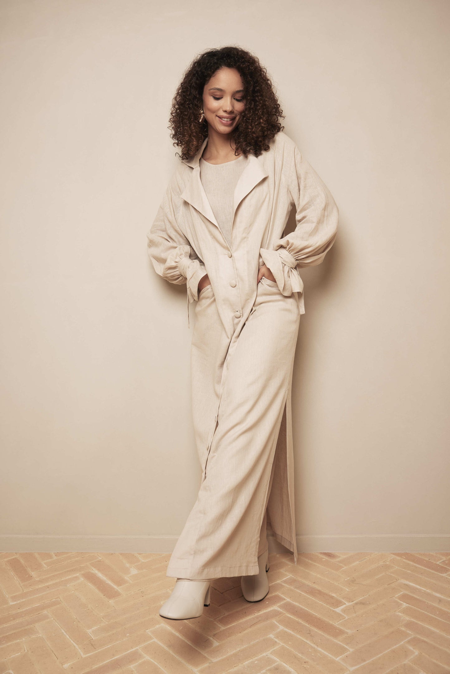 Linnen dress / coat with tie details